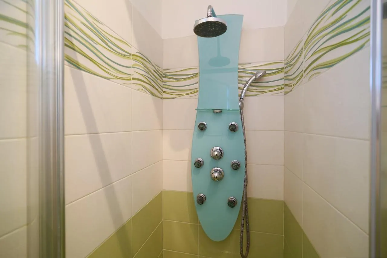 Appartement Primopiano - Tertulliano à Milan 0*,